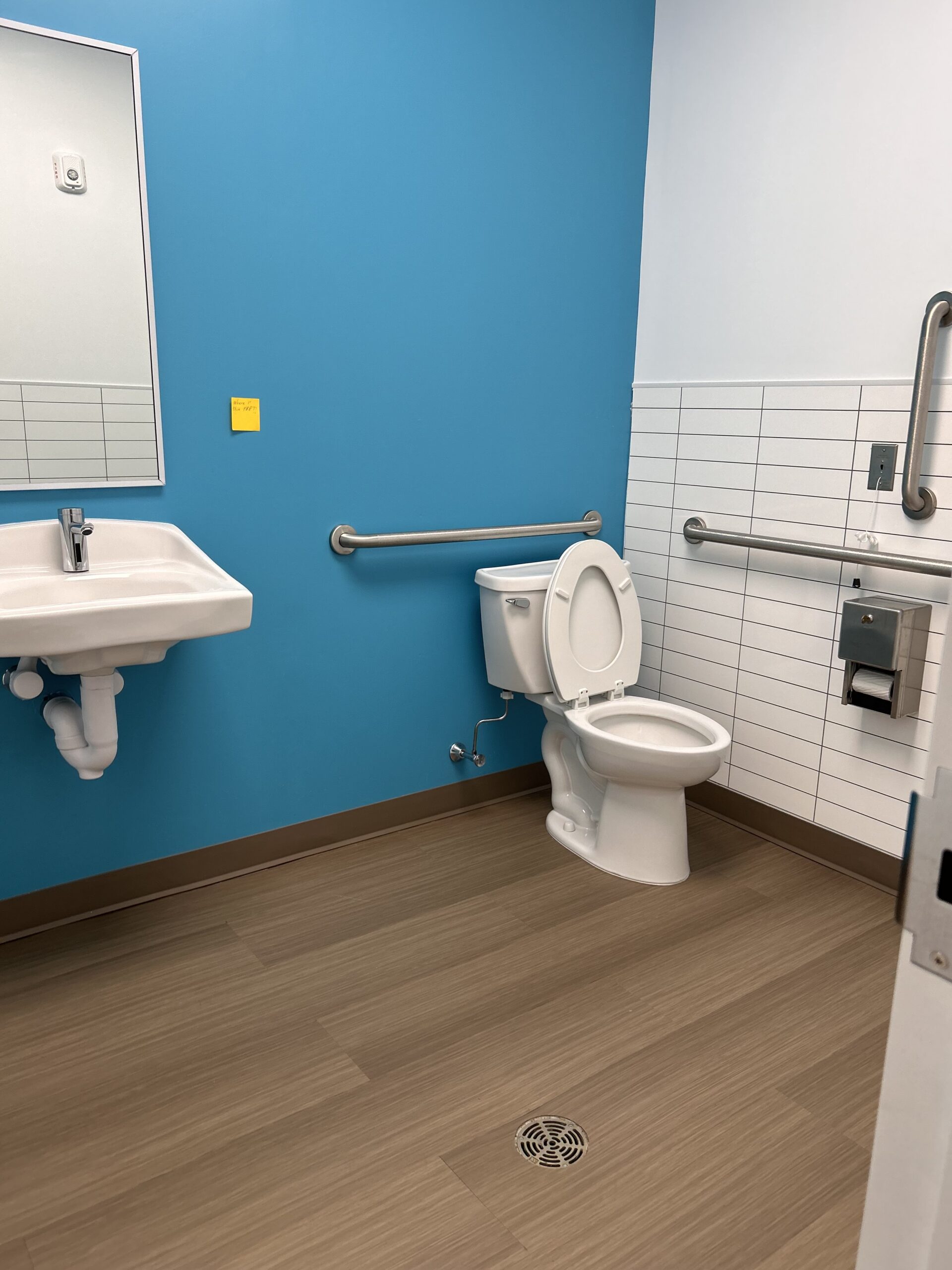 78043182768__73E72A1A-D884-463E-A389-8276BA40C59D